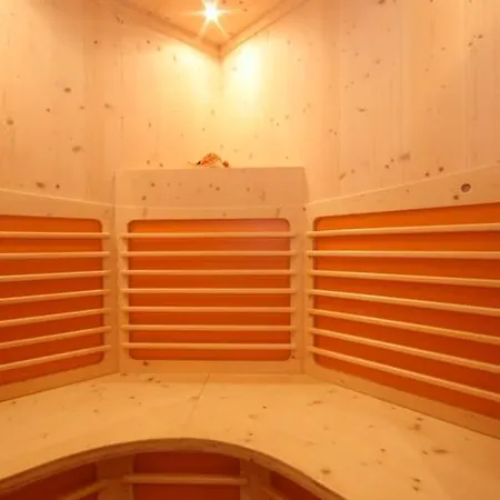 Wellness-pension Jagahuett'n Bed & Breakfast 4*