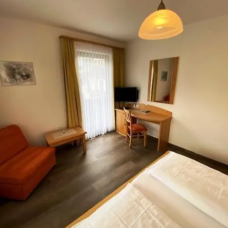 Bed & Breakfast Wellness-pension Jagahuett'n 4*