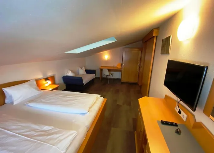 Wellness-pension Jagahuett'n לינה וארוחת בוקר שלאדמינג