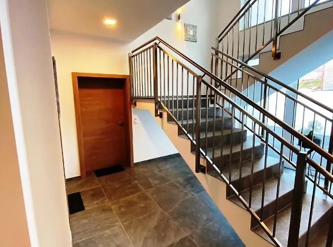 לינה וארוחת בוקר Wellness-pension Jagahuett'n שלאדמינג