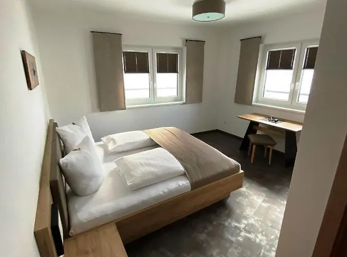 Wellness-pension Jagahuett'n לינה וארוחת בוקר